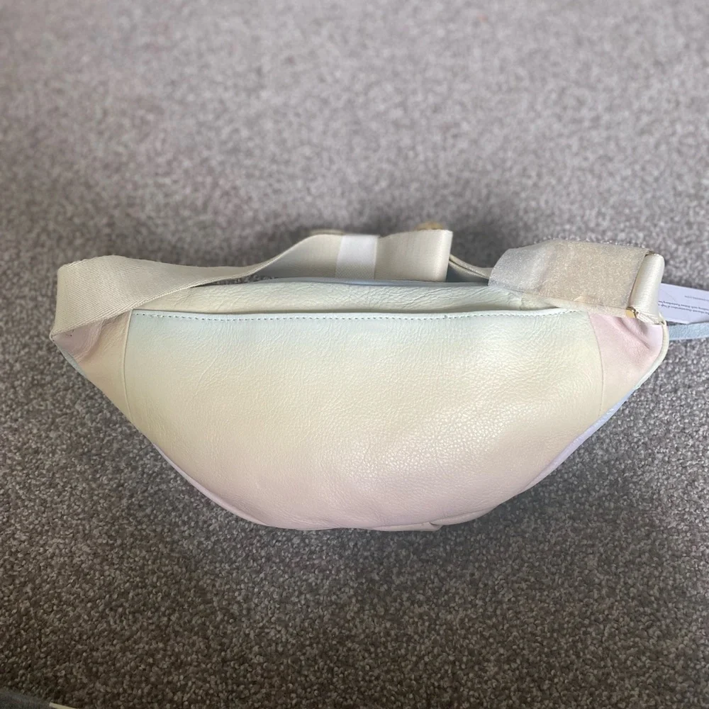 Aimee Kestenberg Cabo Leather Sling Bag - Picture 3 of 12